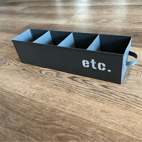 Gray etc. Storage Box - Picture 2 of 8